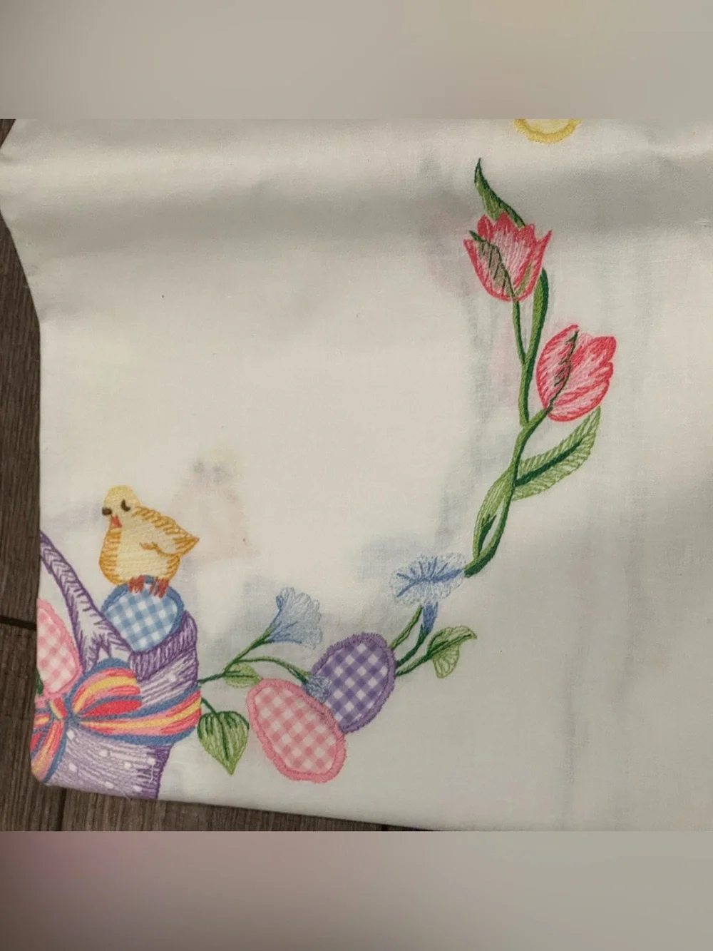 Embroidered Colorful Eggs Bunny & Chicks Tablecloth for 65